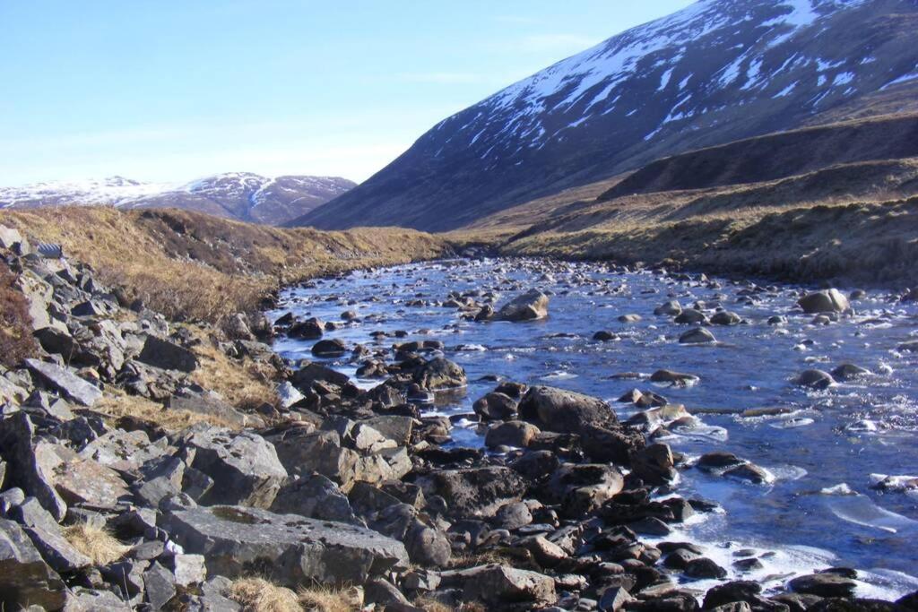Cul Darach Lodge, Glen Roy Nature Reserve رويبريدج المظهر الخارجي الصورة